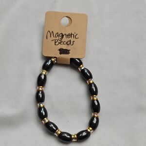 Hematite Dark Silver Magnetic Stretch Bracelet Beaded Bracelet Unisex NWOT